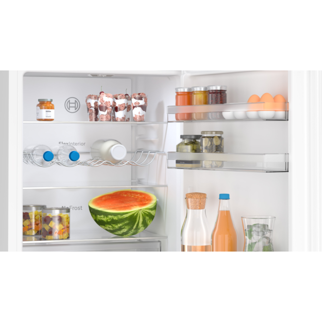 Bosch KGN362WDFG Serie 4 186x60 NoFrost fridge freezer, VitaFresh, Chiller drawer, LED light, metal