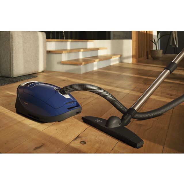 Miele C3COMFORT Bagged Cylinder Vacuum Cleaner - Marine Blue
