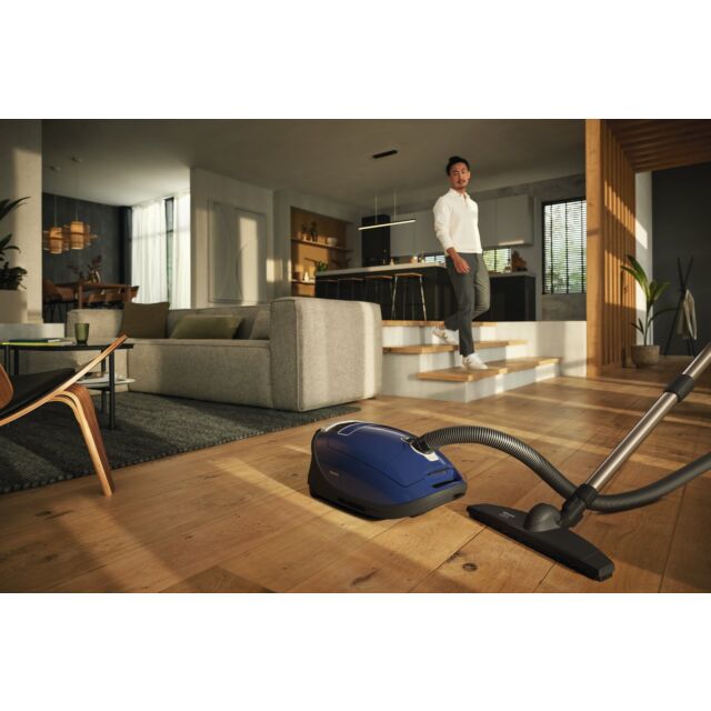Miele C3COMFORT Bagged Cylinder Vacuum Cleaner - Marine Blue