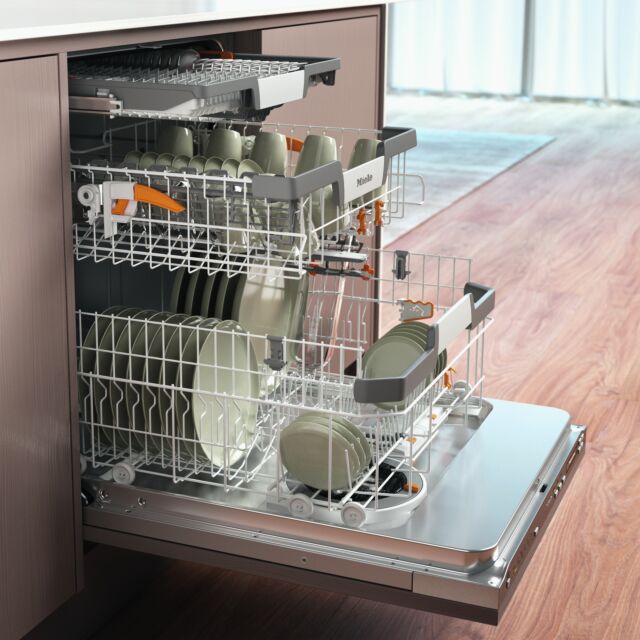 Miele G7080 SCVI Fully Integrated Dishwaser, Auto Dos, A Rated, 43Db, 12865040