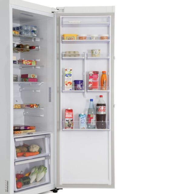 Samsung RR39M7140WW Fridge