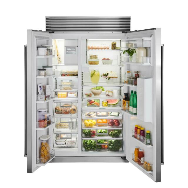 Sub Zero ICBCL4850SD/S/P 1219mm Classic Side-By-Side Refrigerator/Freezer.