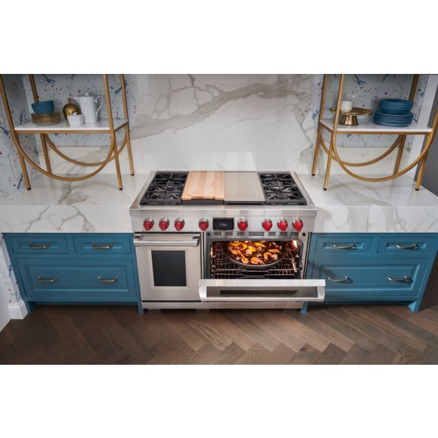 Wolf ICBDF48450CG/S/P 1216mm Dual Fuel Range Cooker, 4 Gas Burners, Chargrill + Griddle